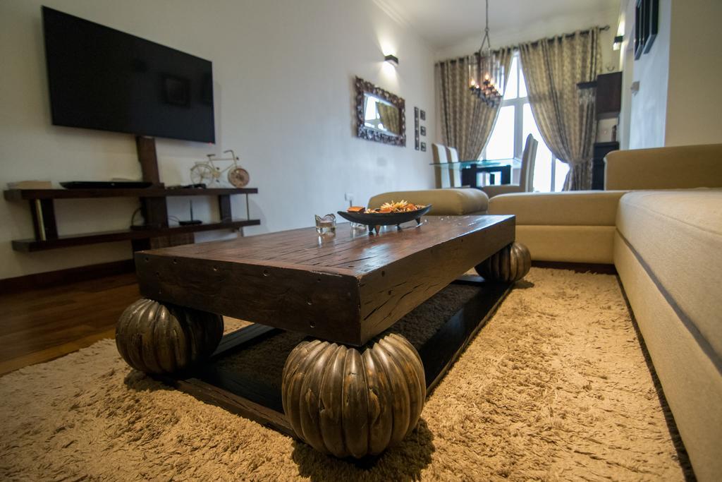 Cozy Sea View Luxury Apartment, Fully Furnished, 2 Bedrooms, 2 Bathrooms Dehiwala-Mont Lavinia Extérieur photo