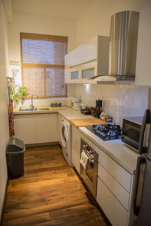 Cozy Sea View Luxury Apartment, Fully Furnished, 2 Bedrooms, 2 Bathrooms Dehiwala-Mont Lavinia Extérieur photo