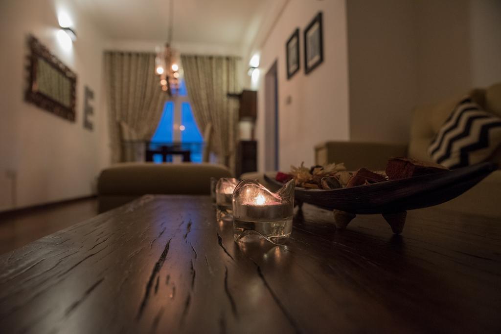 Cozy Sea View Luxury Apartment, Fully Furnished, 2 Bedrooms, 2 Bathrooms Dehiwala-Mont Lavinia Extérieur photo